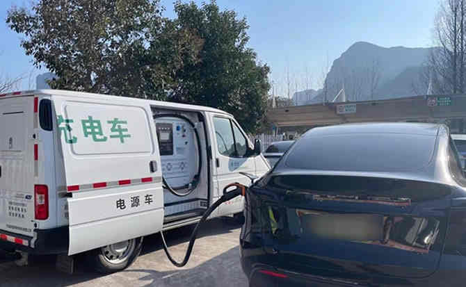 兴化汽车搭电